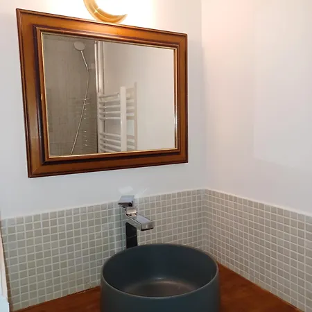 Padulina Au Bord De La Avec Piscine Galeria (Corsica)