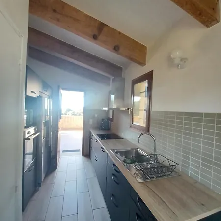 Padulina Au Bord De La Avec Piscine Galeria (Corsica)