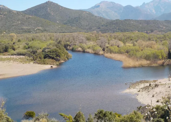 Padulina Au Bord De La Avec Piscine Vila *
