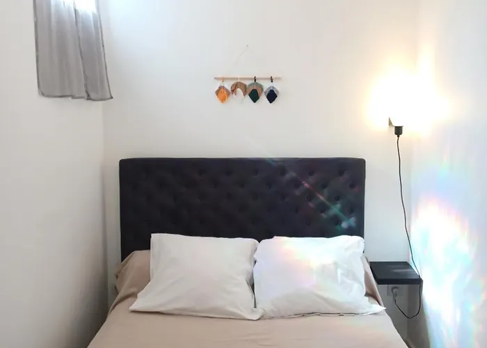 Padulina Au Bord De La Avec Piscine *