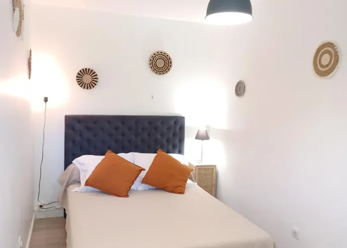 Padulina Au Bord De La Avec Piscine Vila