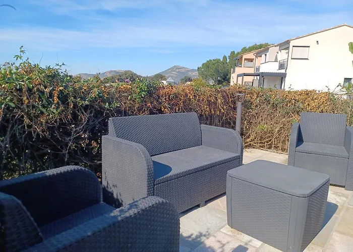 Vila Padulina Au Bord De La Avec Piscine