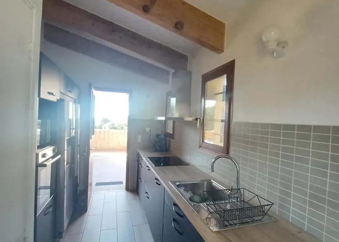 Padulina Au Bord De La Avec Piscine Galeria (Corsica)