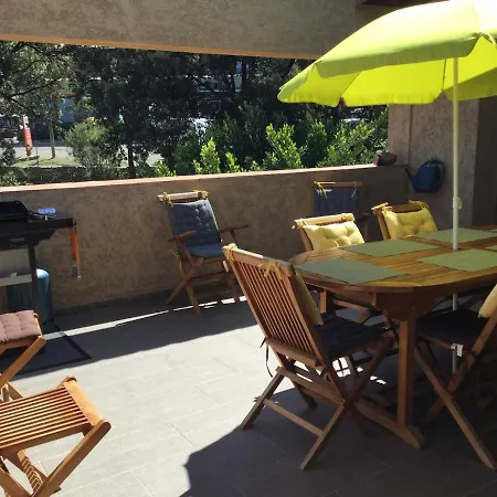 Padulina Au Bord De La Avec Piscine Villa