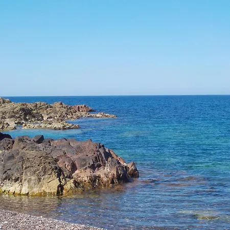 Padulina Au Bord De La Avec Piscine